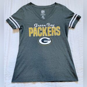 Green Bay Packers V-Neck Shirt Size Small